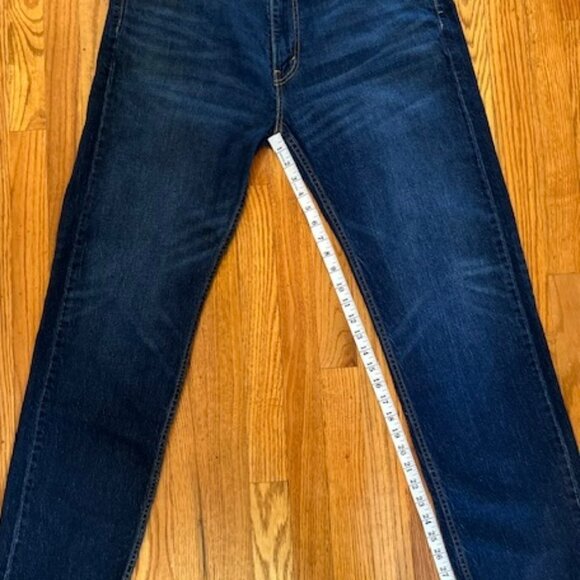 Levi's 505 Men's Size 36-32 - Dark Blue Wash - Pre-Owned - Picture 6 of 13